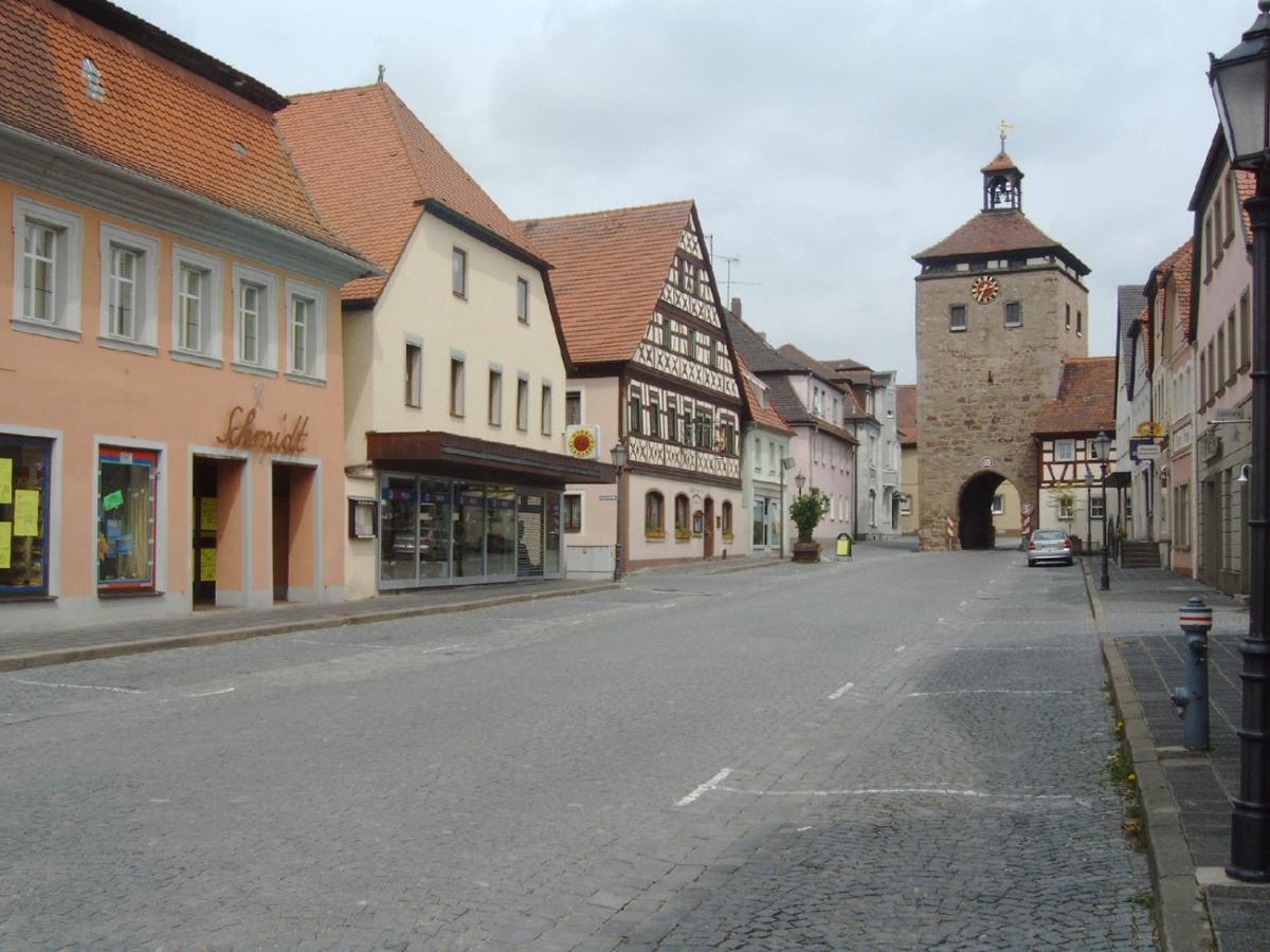 Hotel-Gasthof Krone-Lax Scheinfeld Bagian luar foto