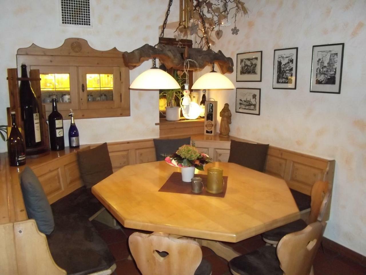 Hotel-Gasthof Krone-Lax Scheinfeld Bagian luar foto